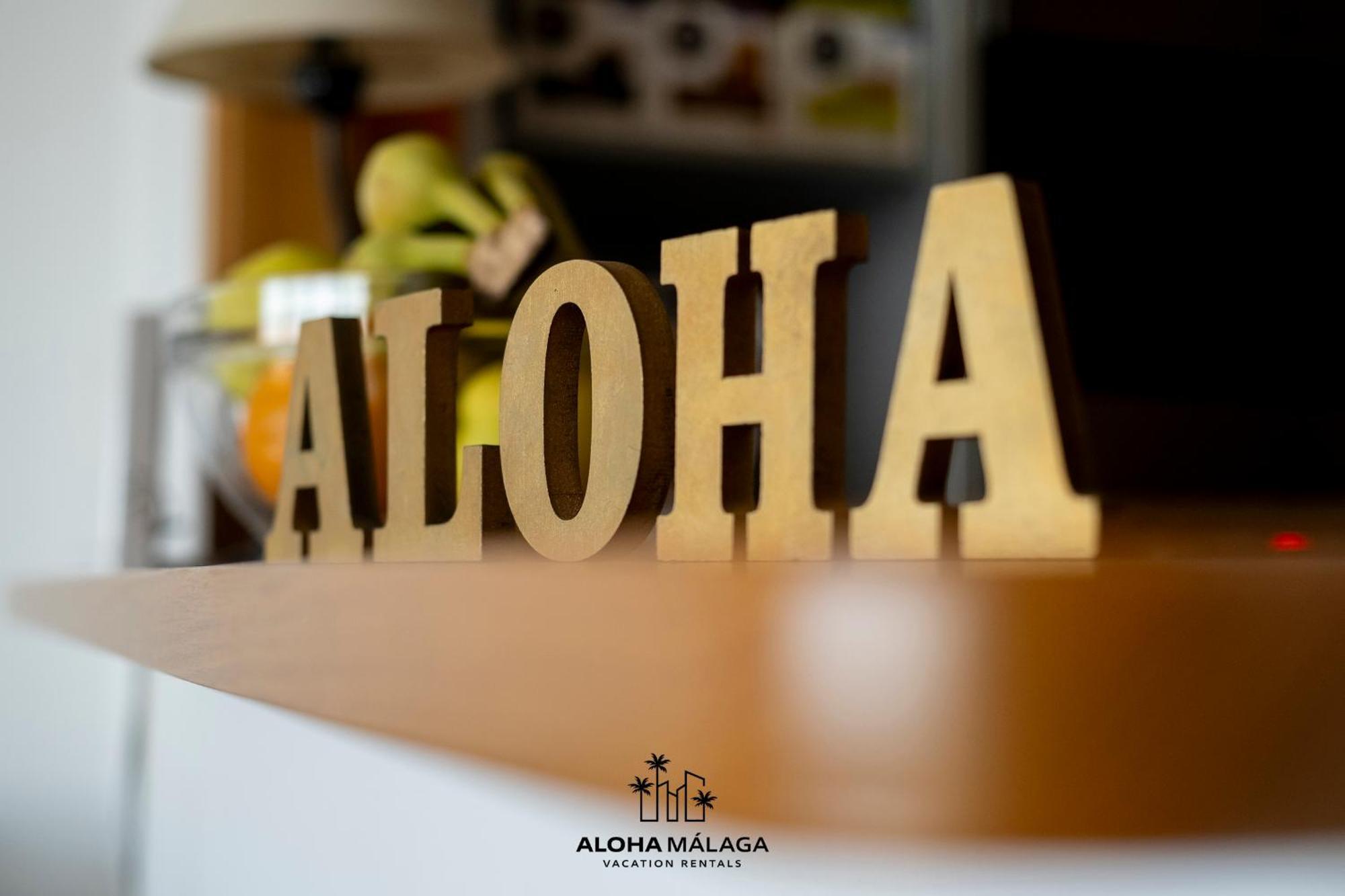 Ohana Beachfront Malagueta Malaga Exterior photo